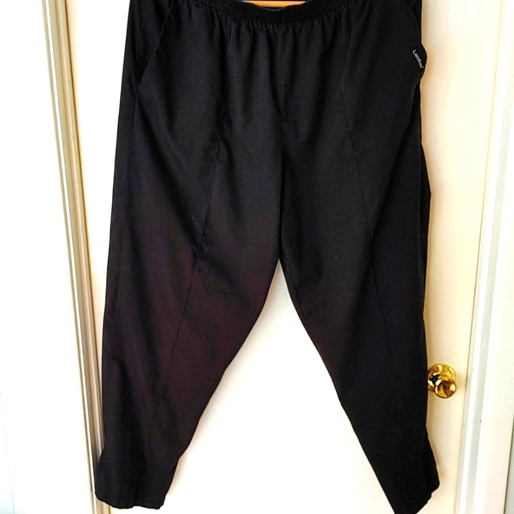 Scrub pants